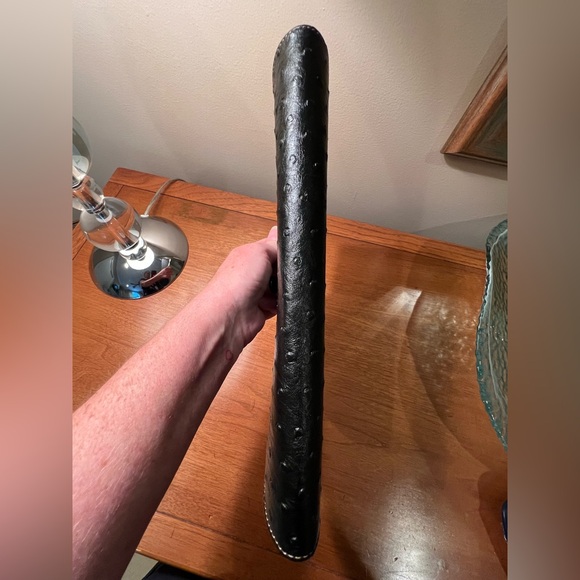 Vintage Black Leather Ostrich Embossed Clutch Bag - Picture 6 of 8